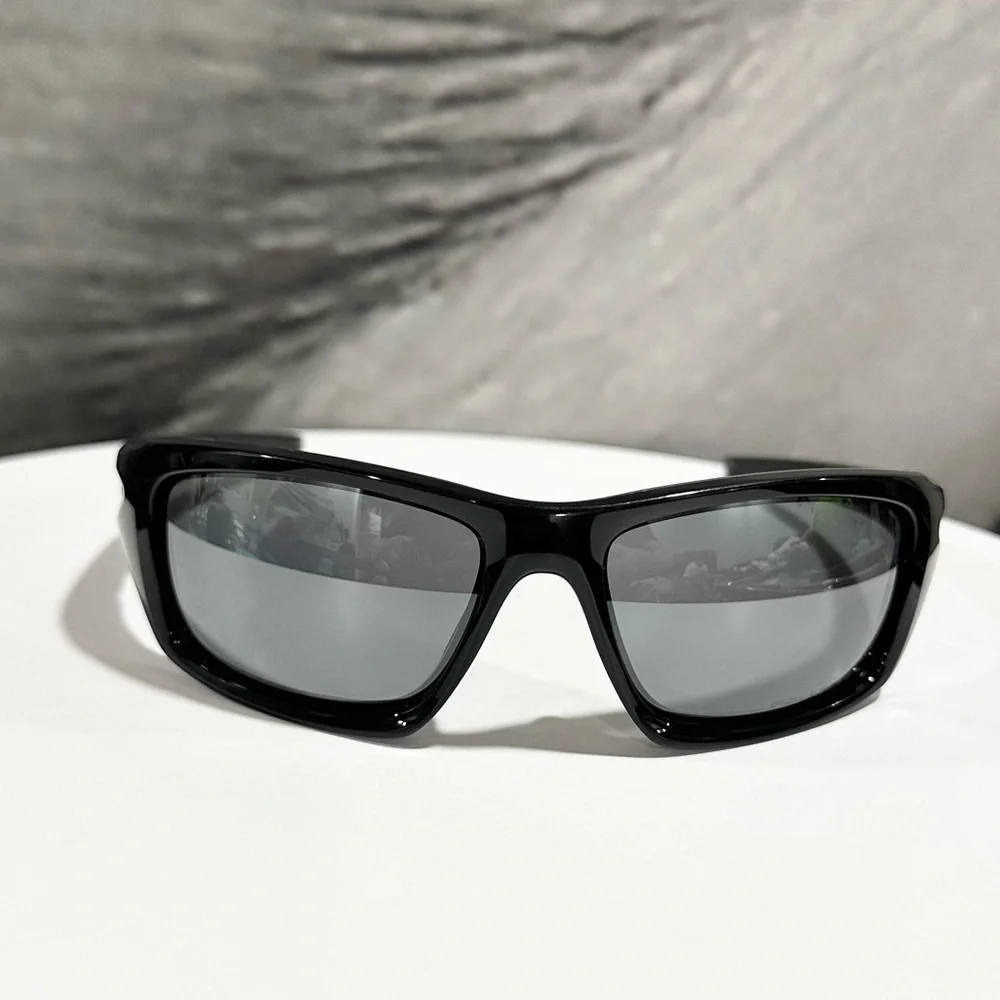 🕶️OAKLEY🕶️ Valve Black Sunglasses